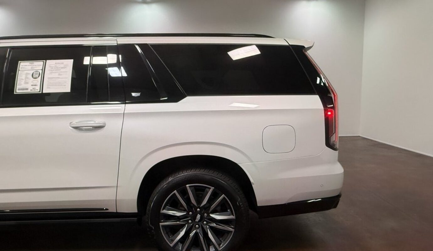 2021 Cadillac Escalade ESV Sport Platinum