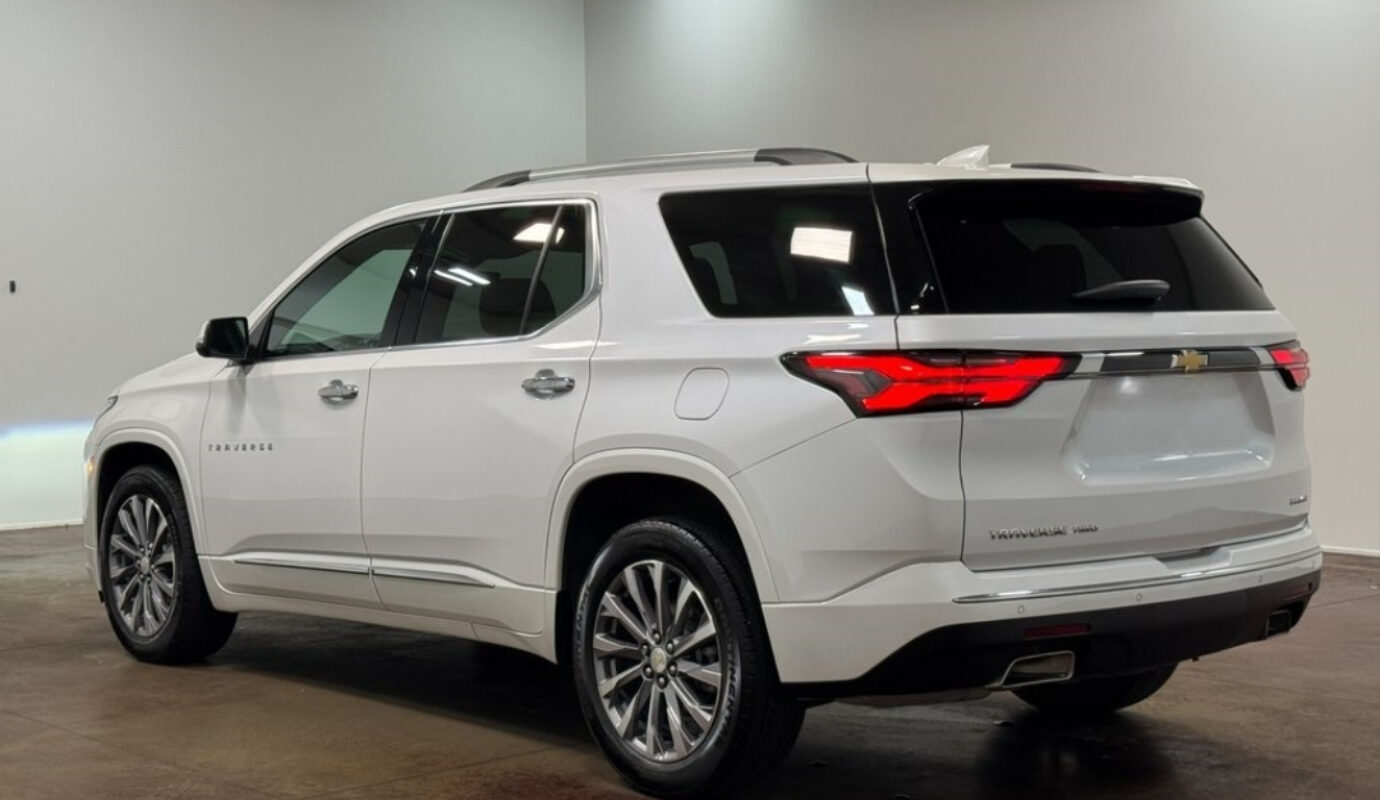 2023 Chevrolet Traverse Premier