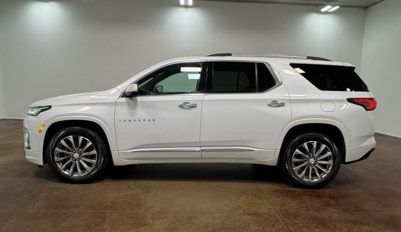 2023 Chevrolet Traverse Premier