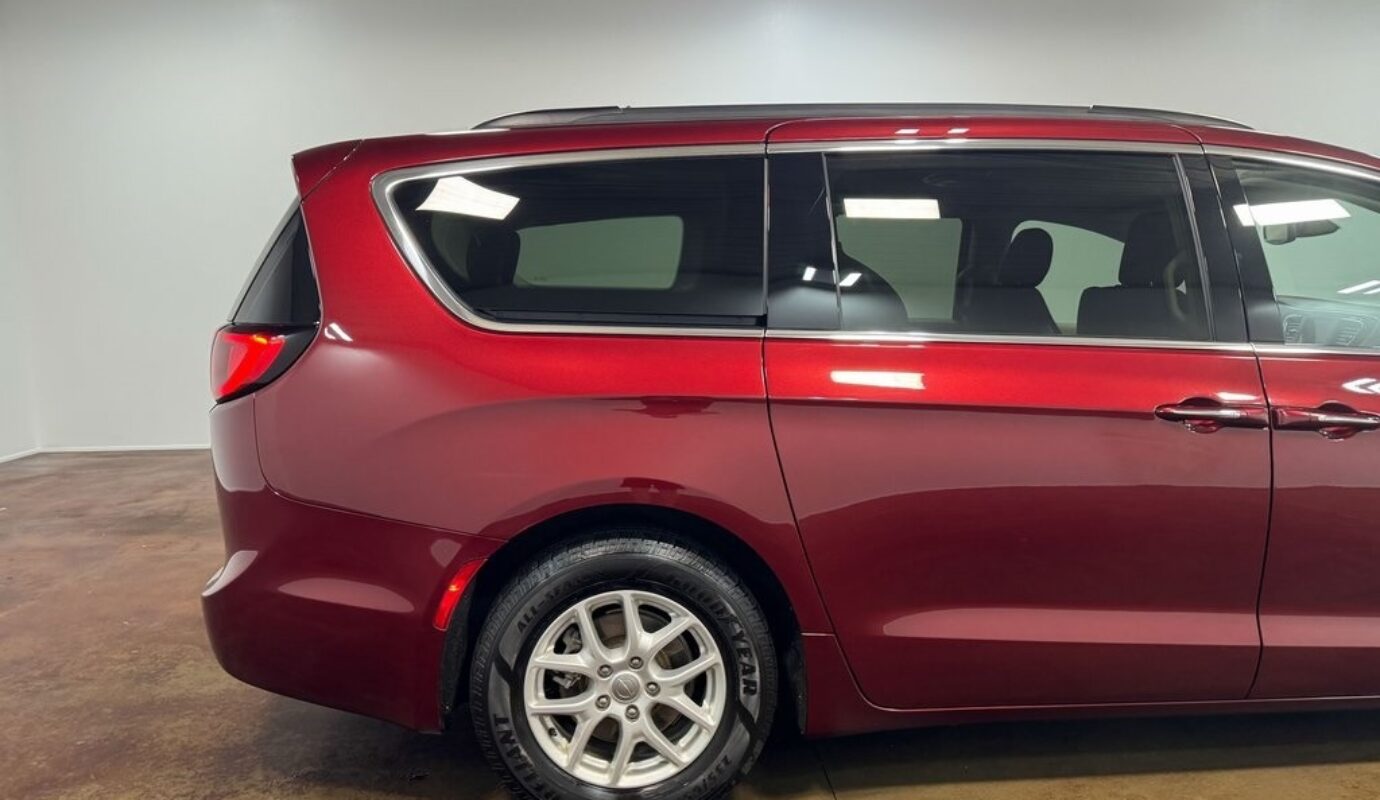 2020 Chrysler Pacifica Touring