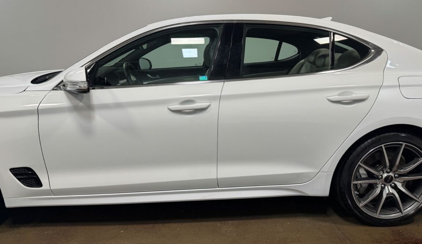 2025 Genesis G70 2.5T