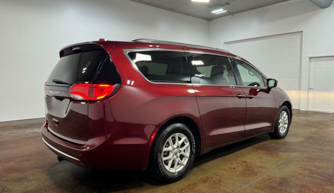 2020 Chrysler Pacifica Touring