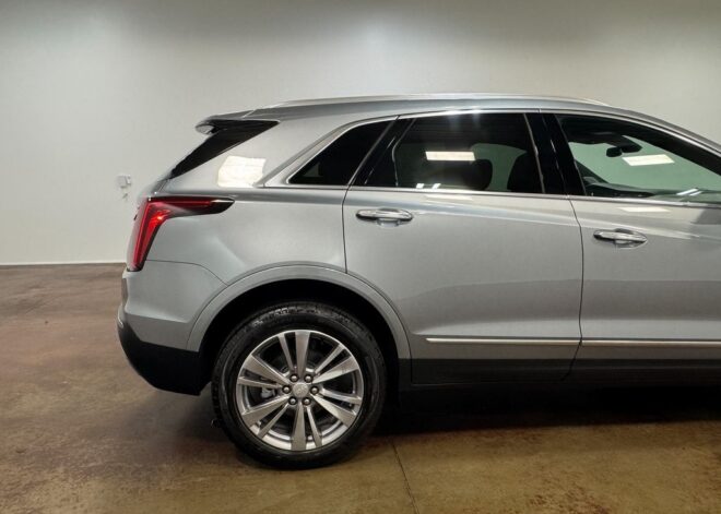 2025 Cadillac XT5 Premium Luxury