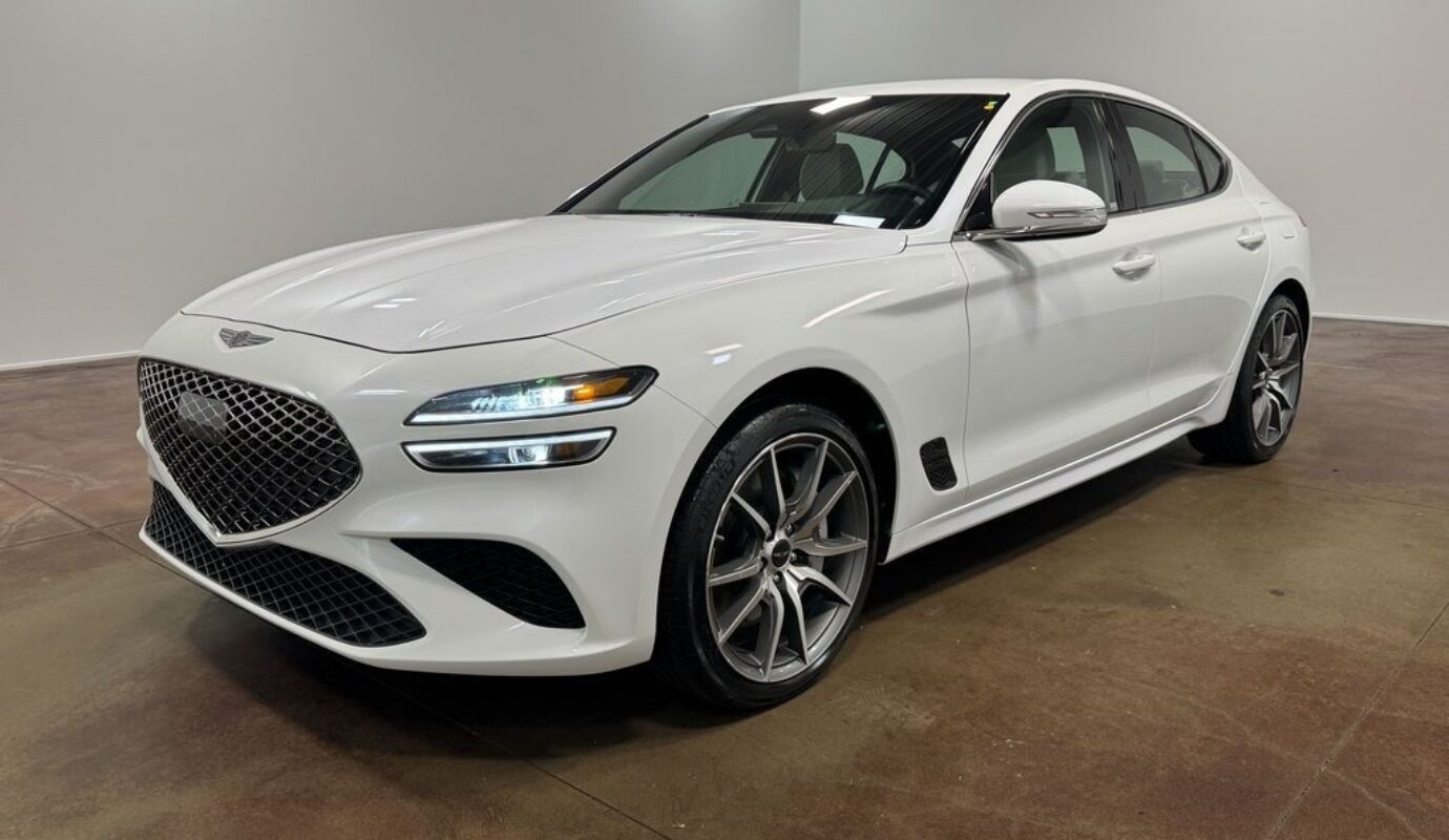 2025 Genesis G70 2.5T