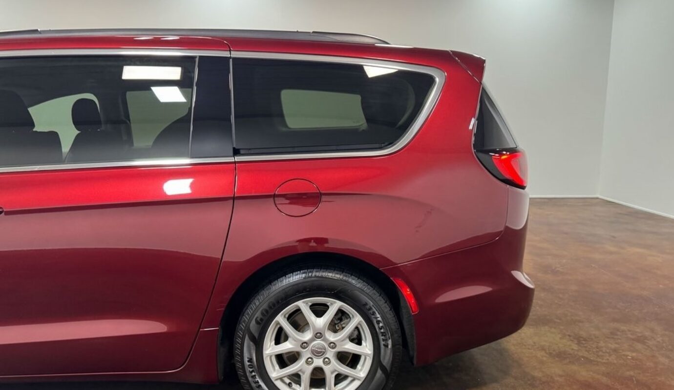 2020 Chrysler Pacifica Touring