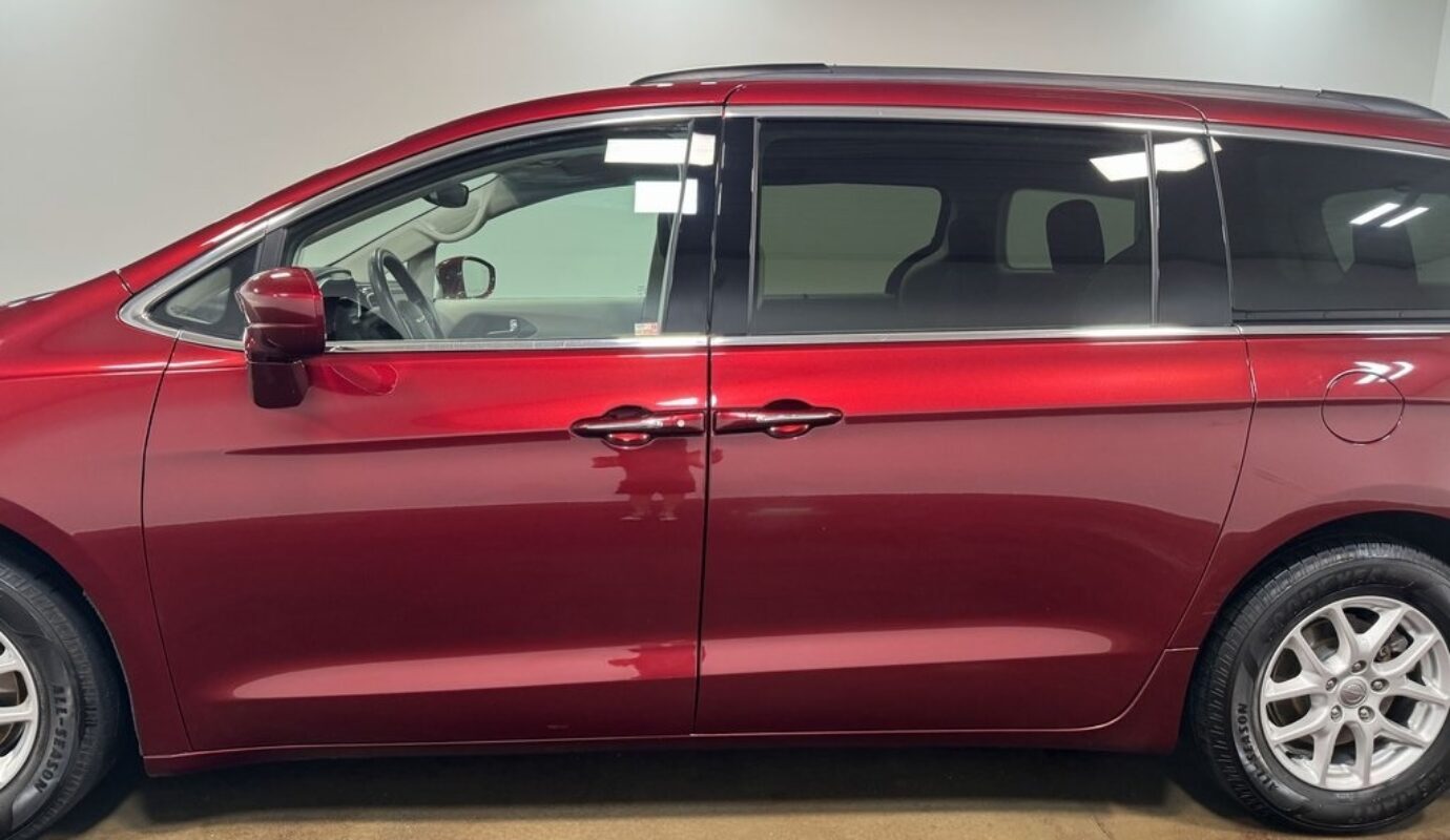 2020 Chrysler Pacifica Touring