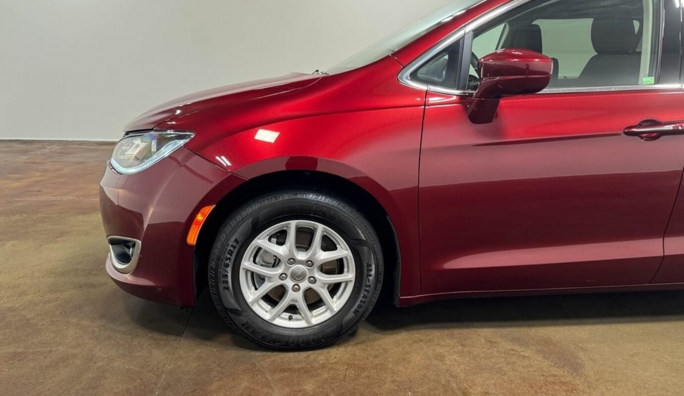 2020 Chrysler Pacifica Touring