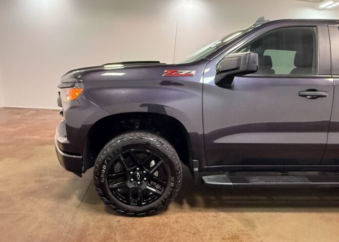 2020 Chevrolet Silverado 1500 Custom Trail Boss