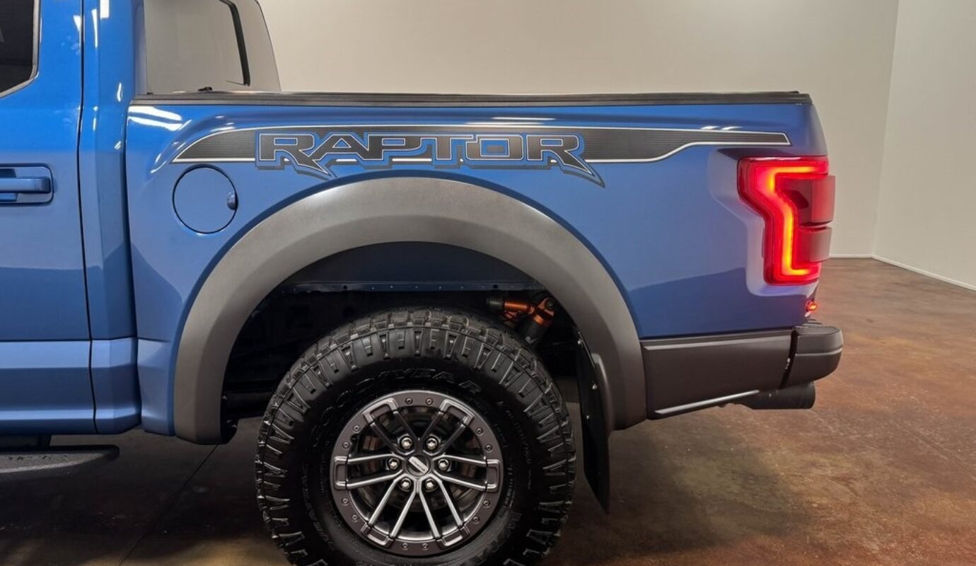 2020 Ford F-150 Raptor