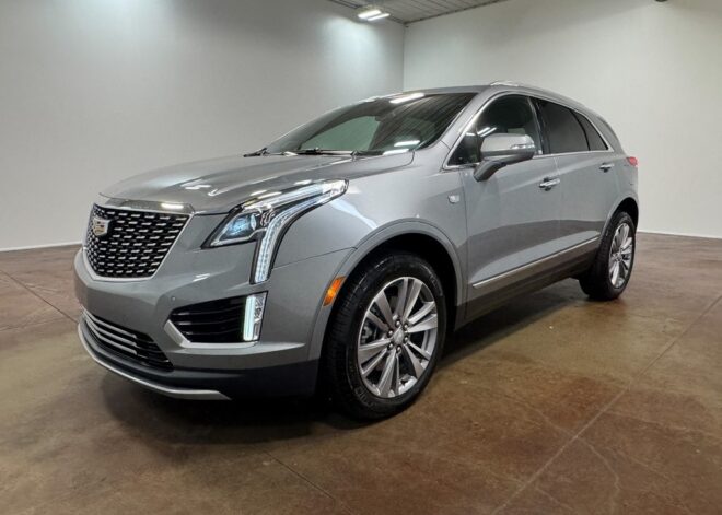 2025 Cadillac XT5 Premium Luxury