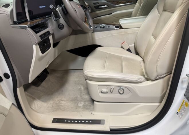 2021 Cadillac Escalade ESV Sport Platinum