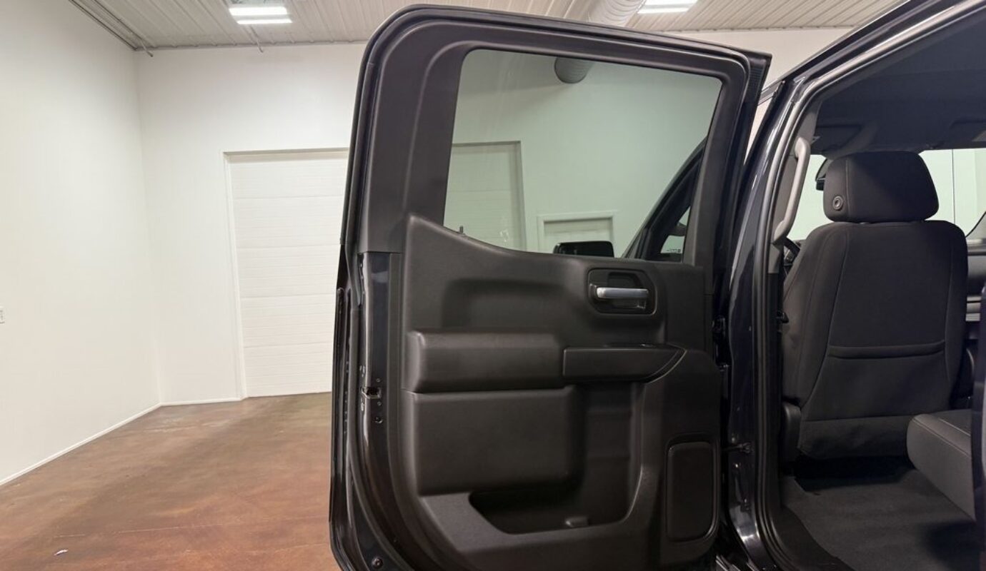 2020 Chevrolet Silverado 1500 Custom Trail Boss