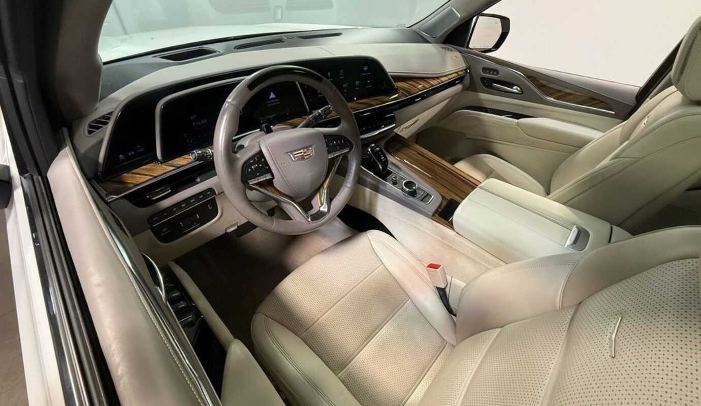 2021 Cadillac Escalade ESV Sport Platinum