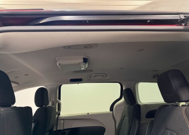 2020 Chrysler Pacifica Touring