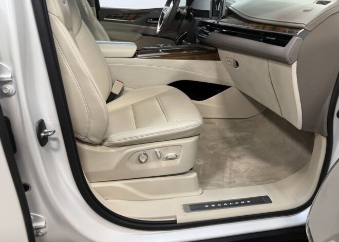 2021 Cadillac Escalade ESV Sport Platinum