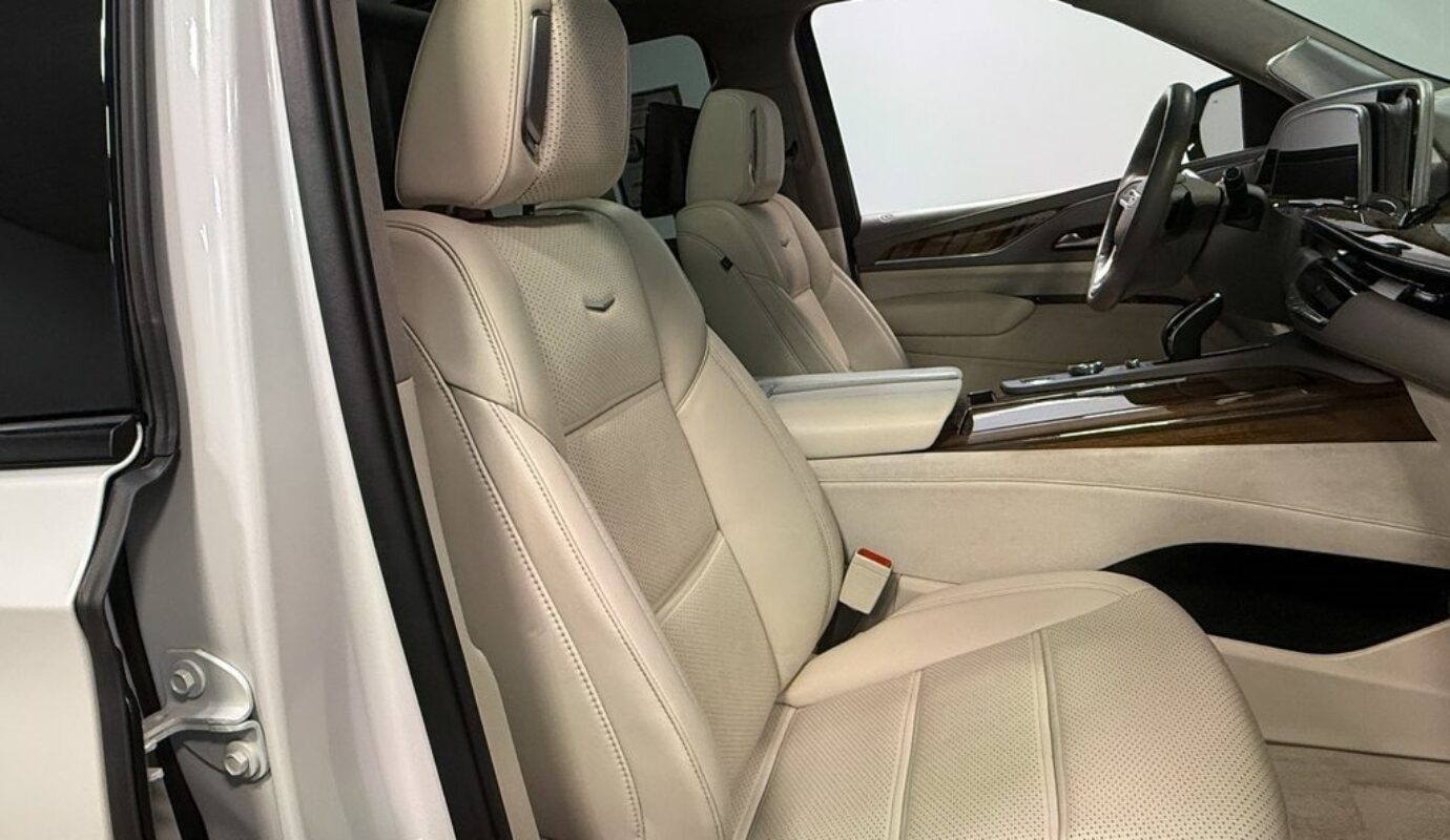 2021 Cadillac Escalade ESV Sport Platinum