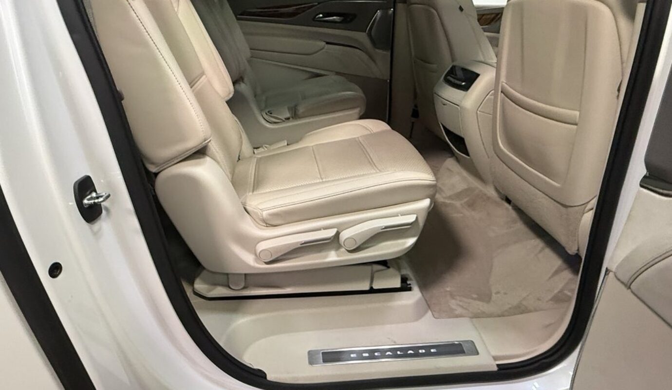 2021 Cadillac Escalade ESV Sport Platinum