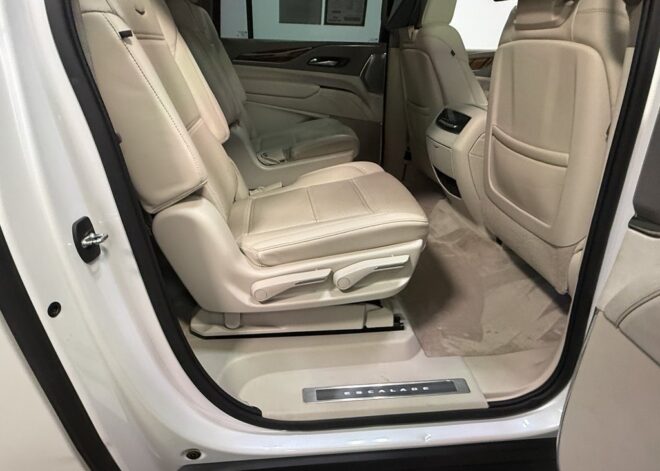 2021 Cadillac Escalade ESV Sport Platinum