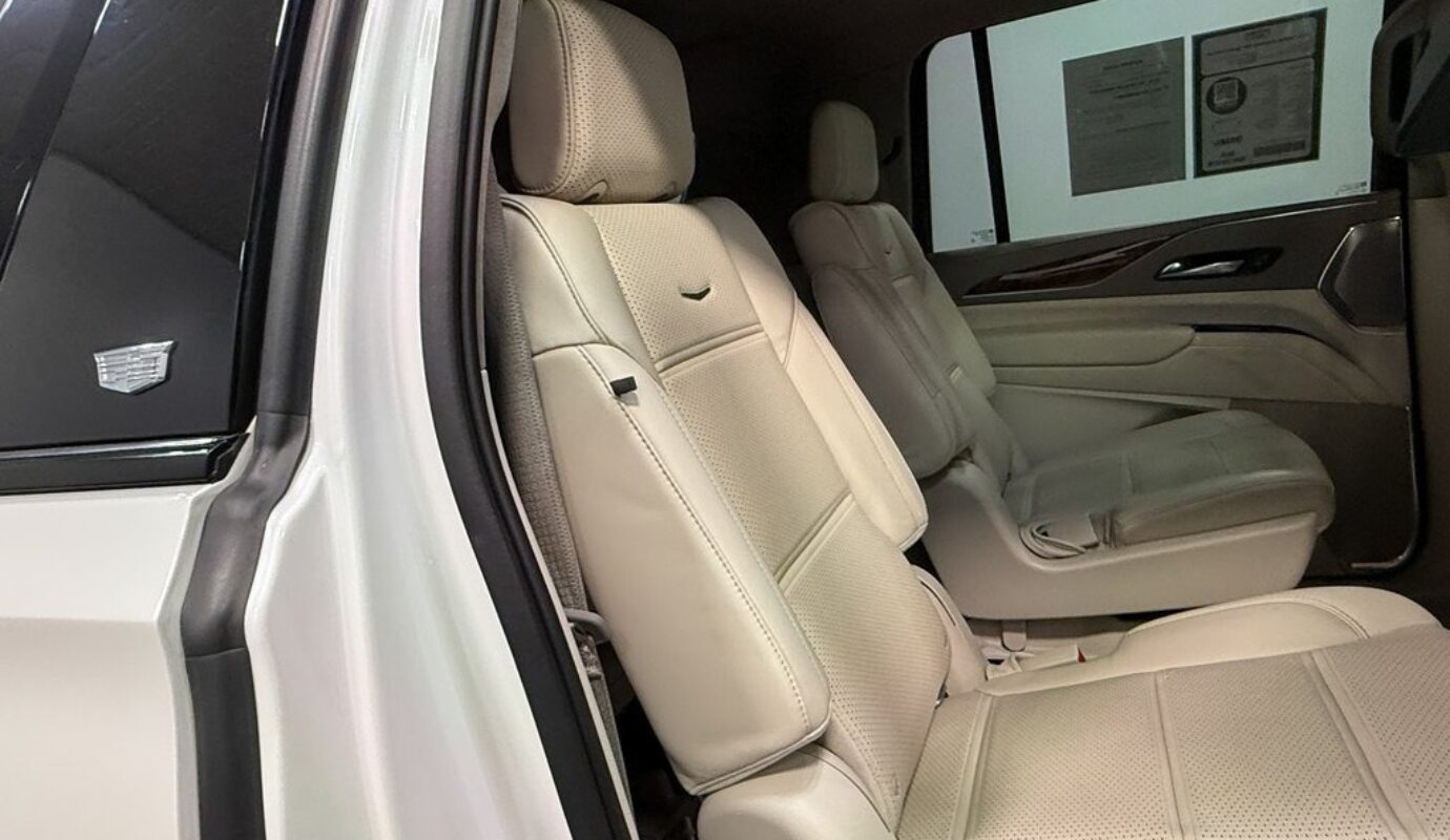 2021 Cadillac Escalade ESV Sport Platinum