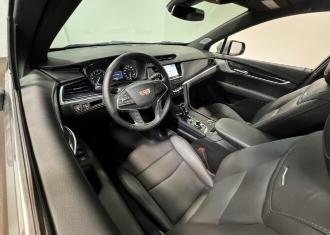 2025 Cadillac XT5 Premium Luxury