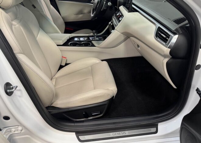 2025 Genesis G70 2.5T