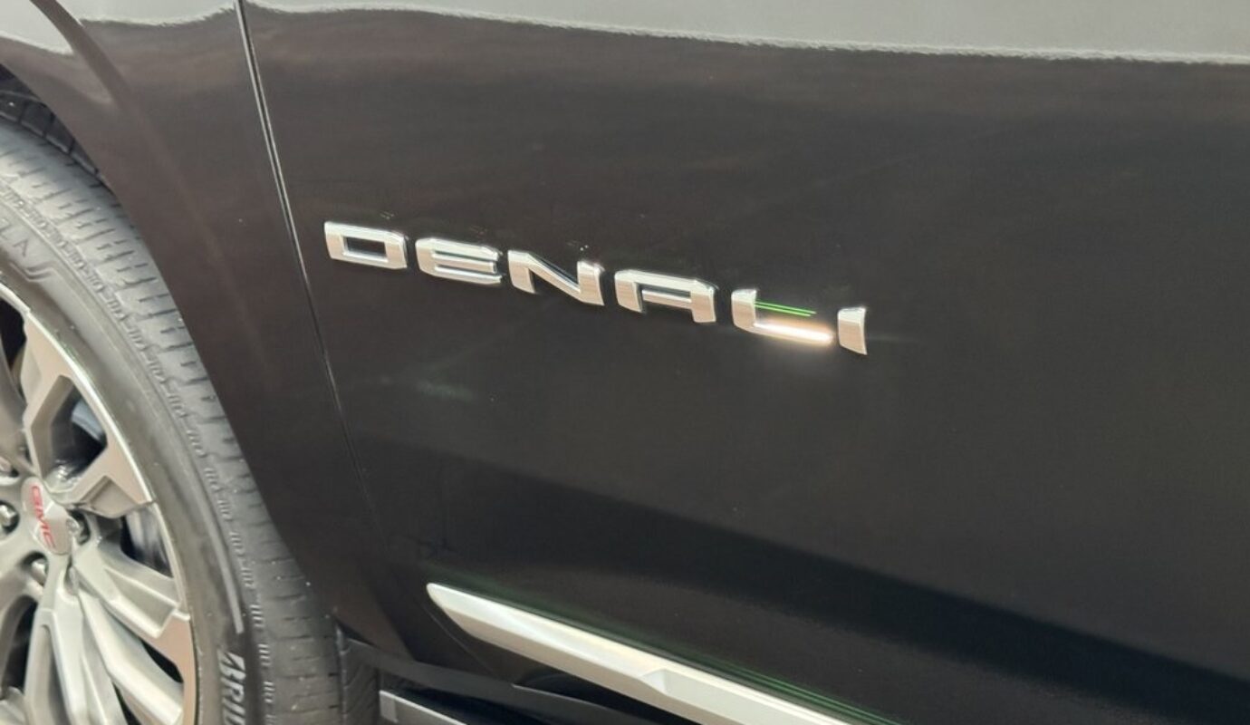 2022 GMC Yukon Denali