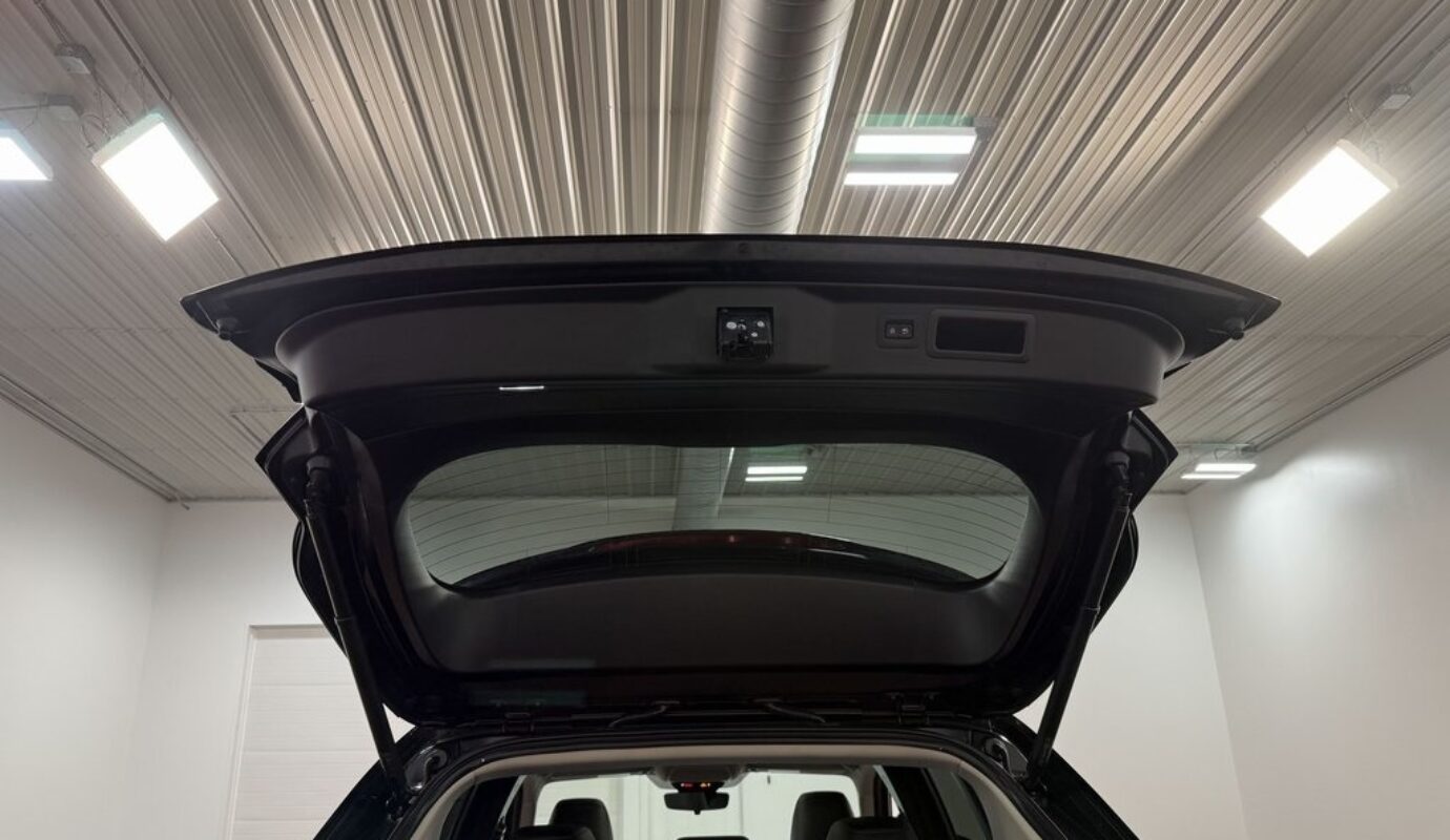 2023 Mazda CX-50 2.5 S Preferred Plus Package