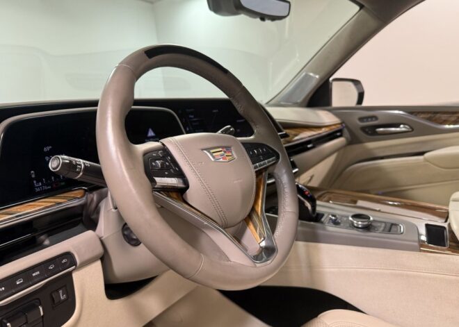 2021 Cadillac Escalade ESV Sport Platinum