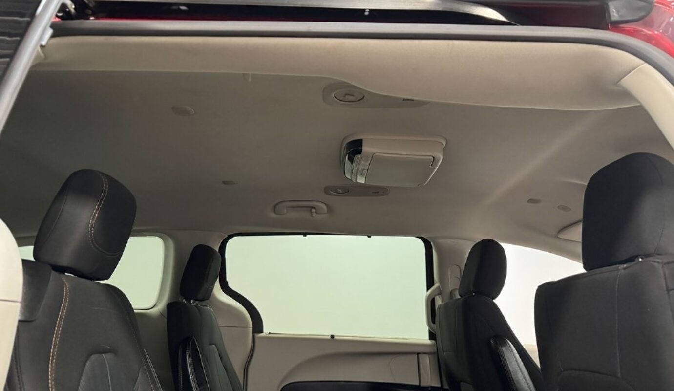 2020 Chrysler Pacifica Touring