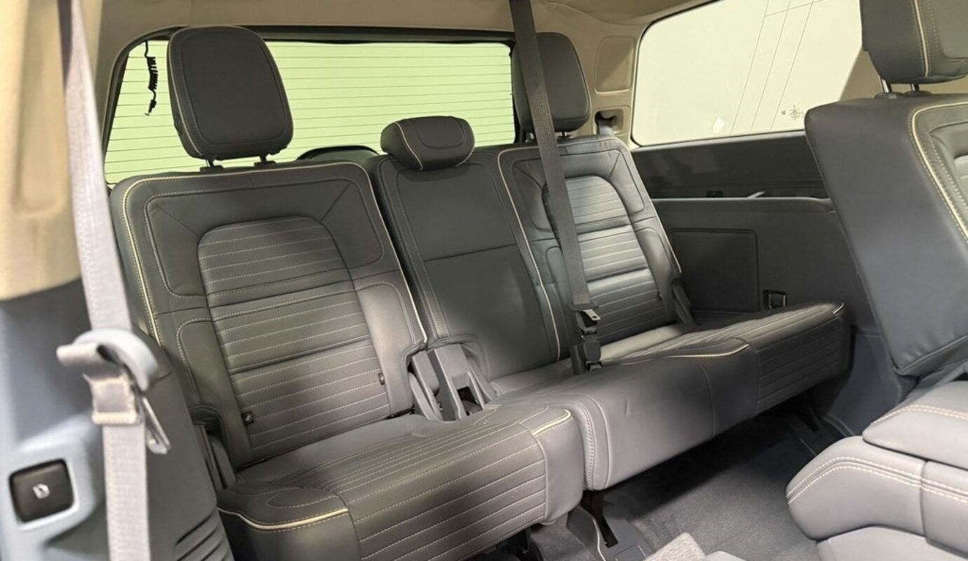 2020 Lincoln Navigator Black Label