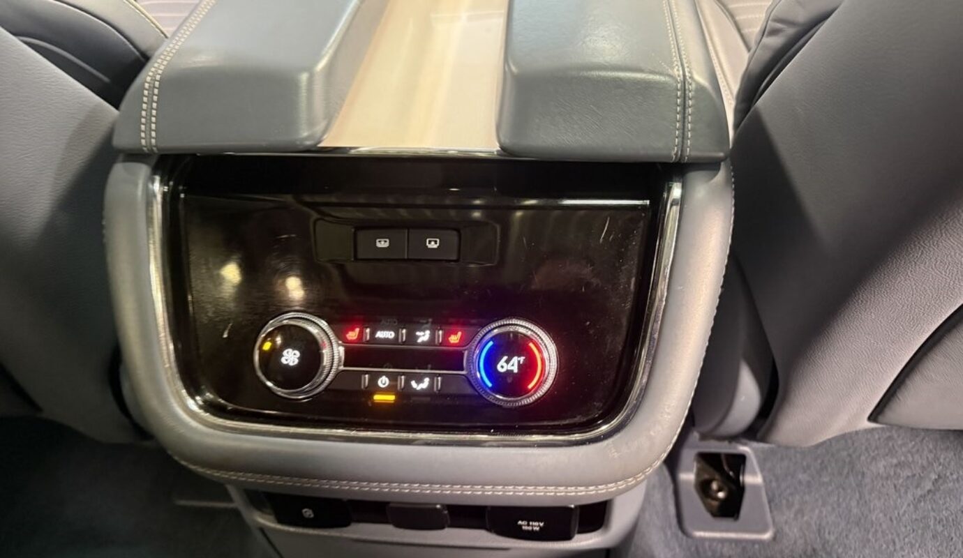 2020 Lincoln Navigator Black Label