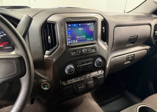 2020 Chevrolet Silverado 1500 Custom Trail Boss