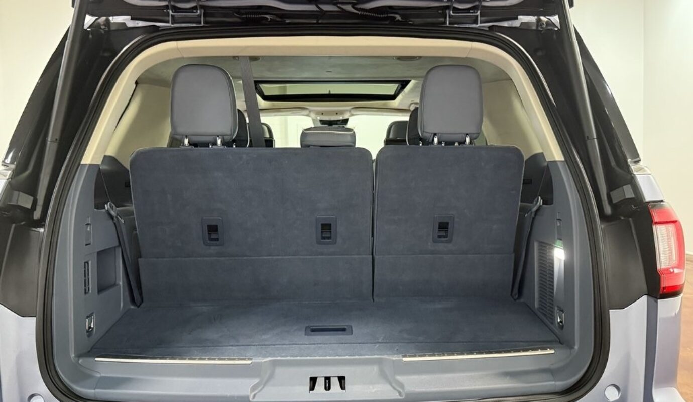 2020 Lincoln Navigator Black Label