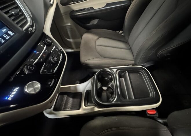 2020 Chrysler Pacifica Touring