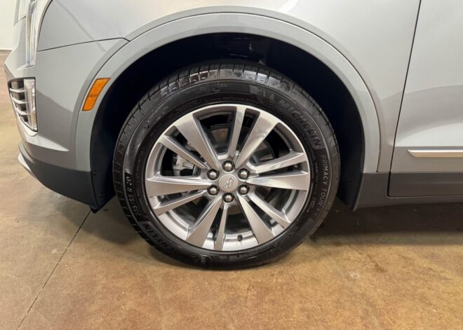 2025 Cadillac XT5 Premium Luxury