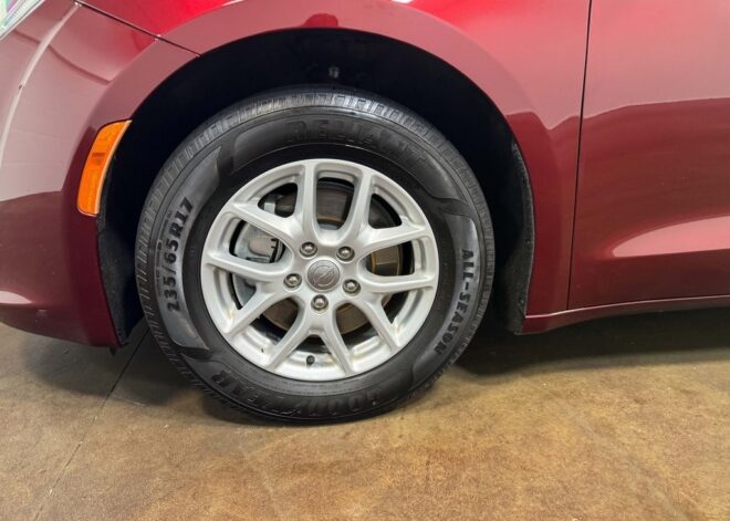 2020 Chrysler Pacifica Touring