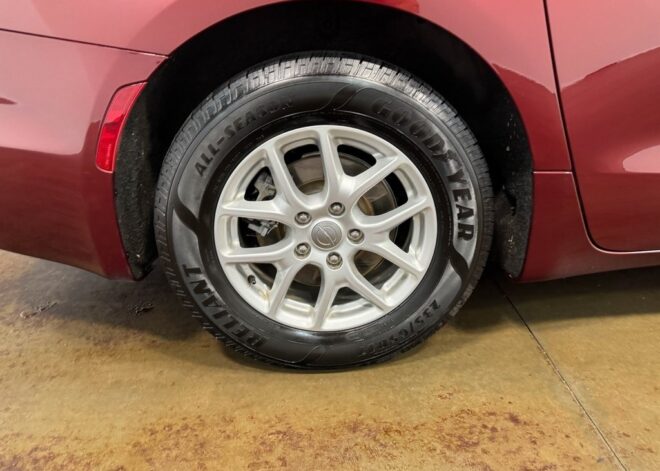 2020 Chrysler Pacifica Touring