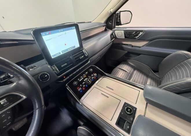 2020 Lincoln Navigator Black Label