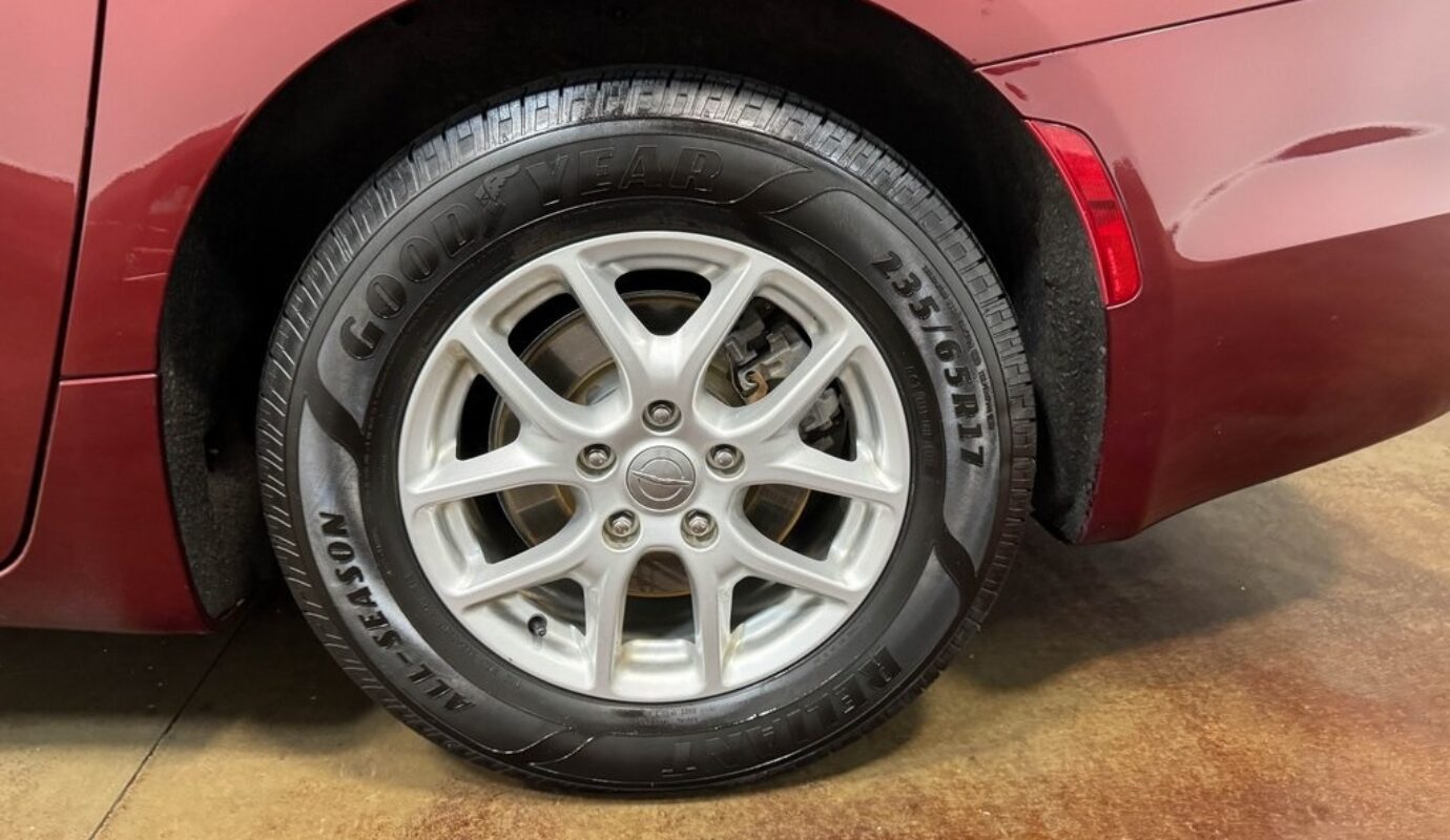 2020 Chrysler Pacifica Touring