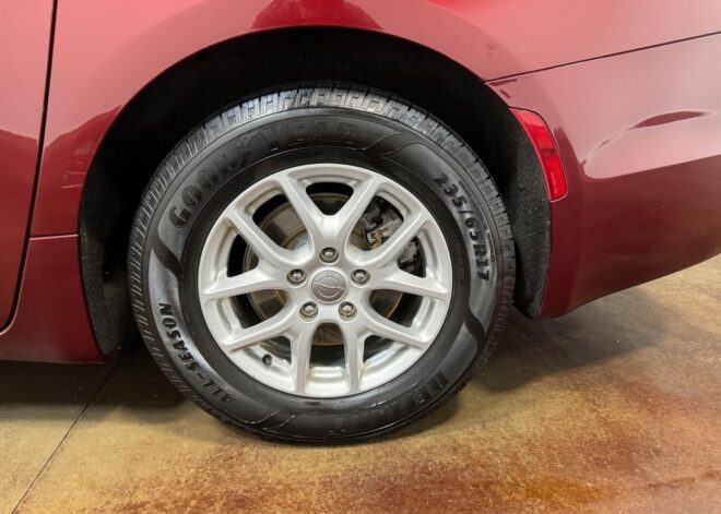 2020 Chrysler Pacifica Touring