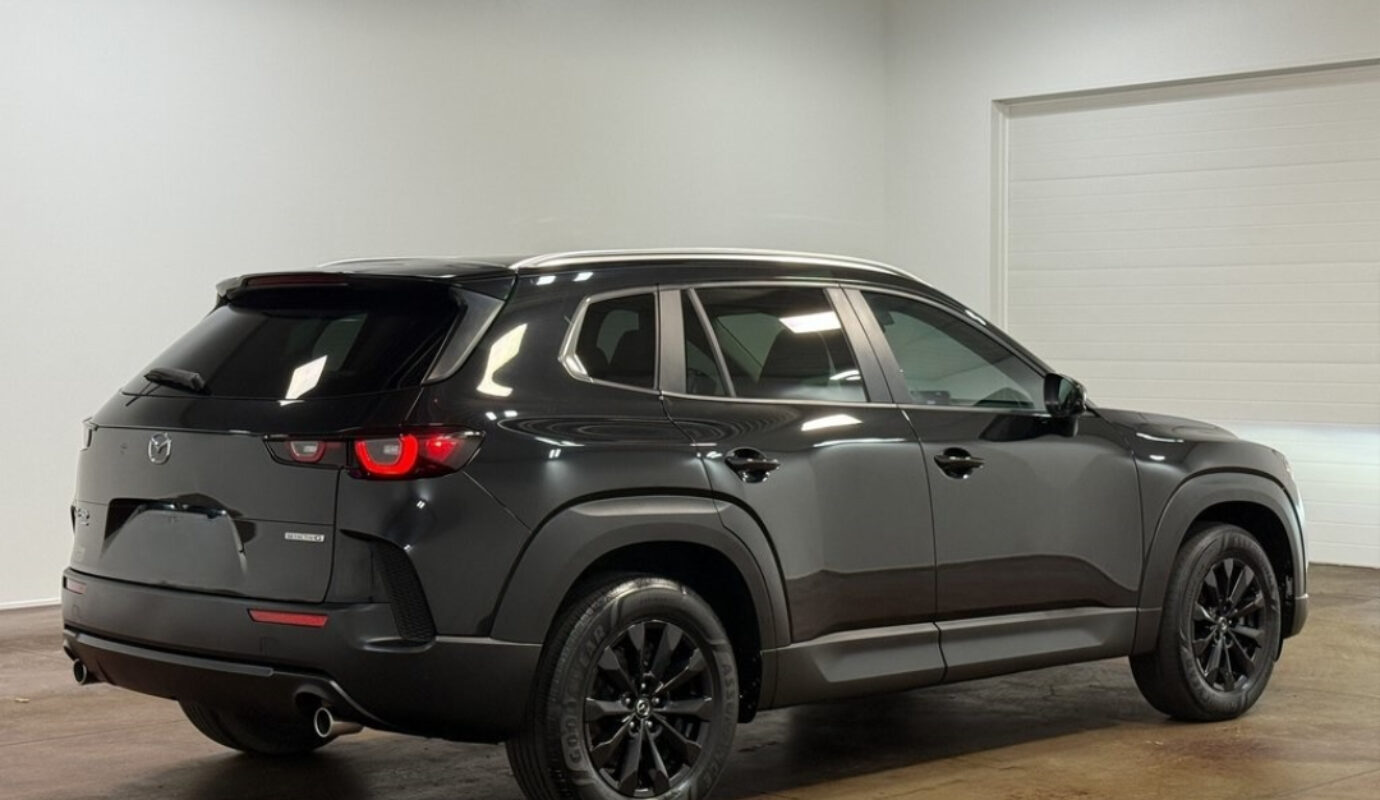 2023 Mazda CX-50 2.5 S Preferred Plus Package
