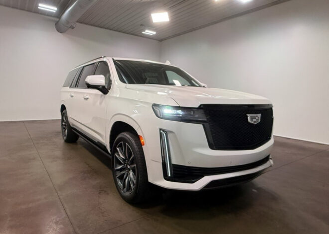 2021 Cadillac Escalade ESV Sport Platinum