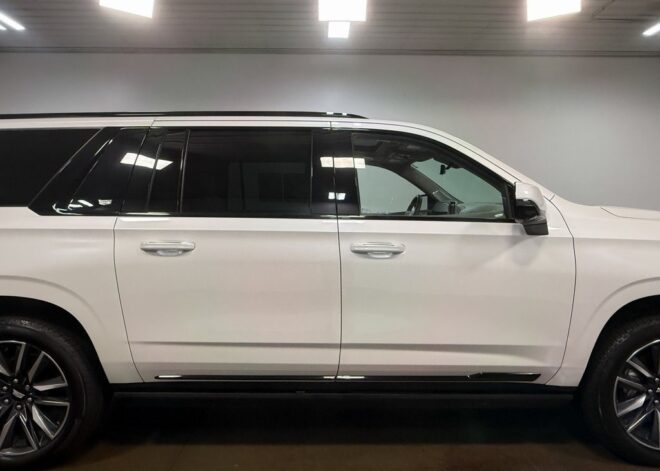 2021 Cadillac Escalade ESV Sport Platinum