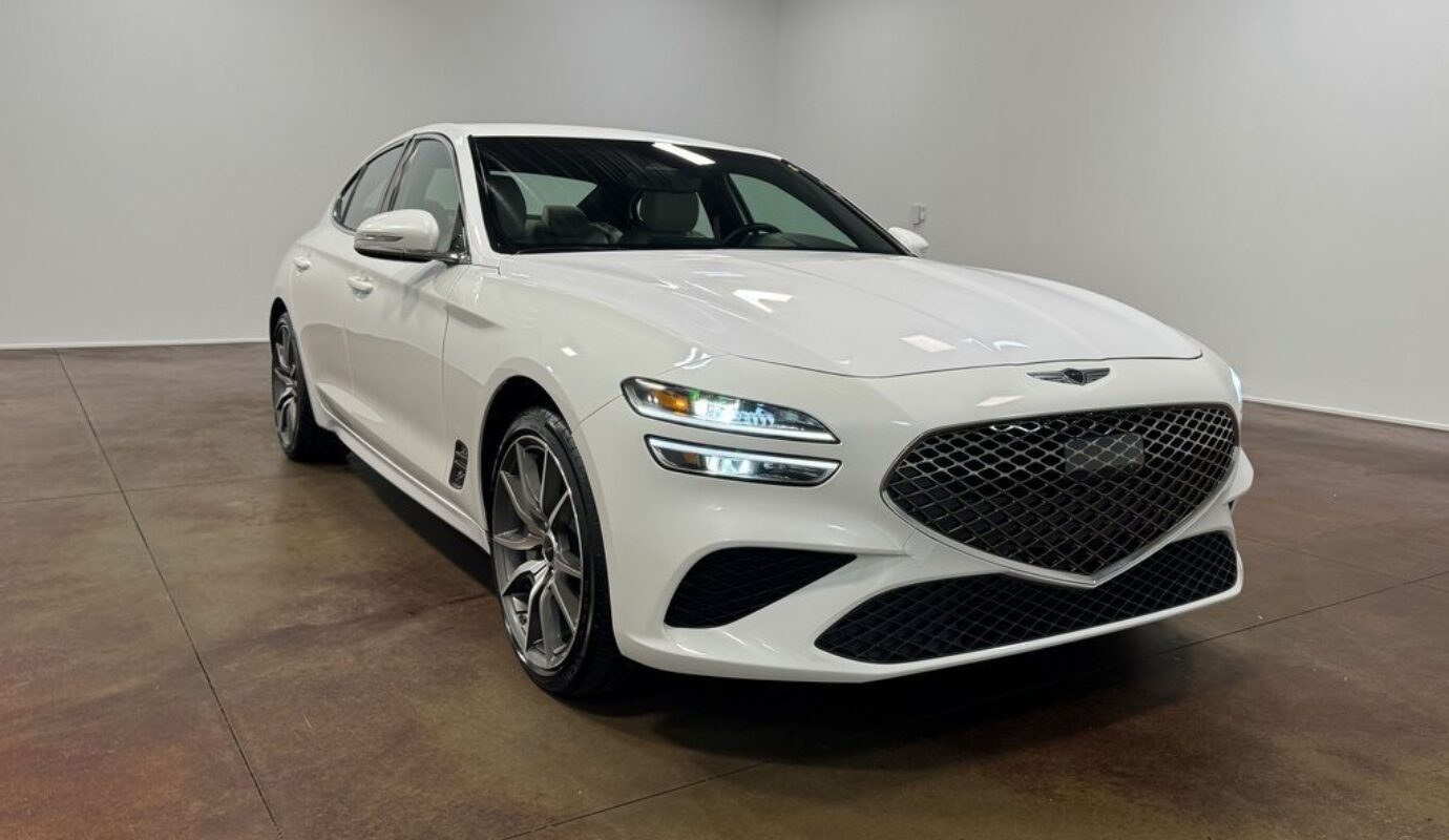 2025 Genesis G70 2.5T
