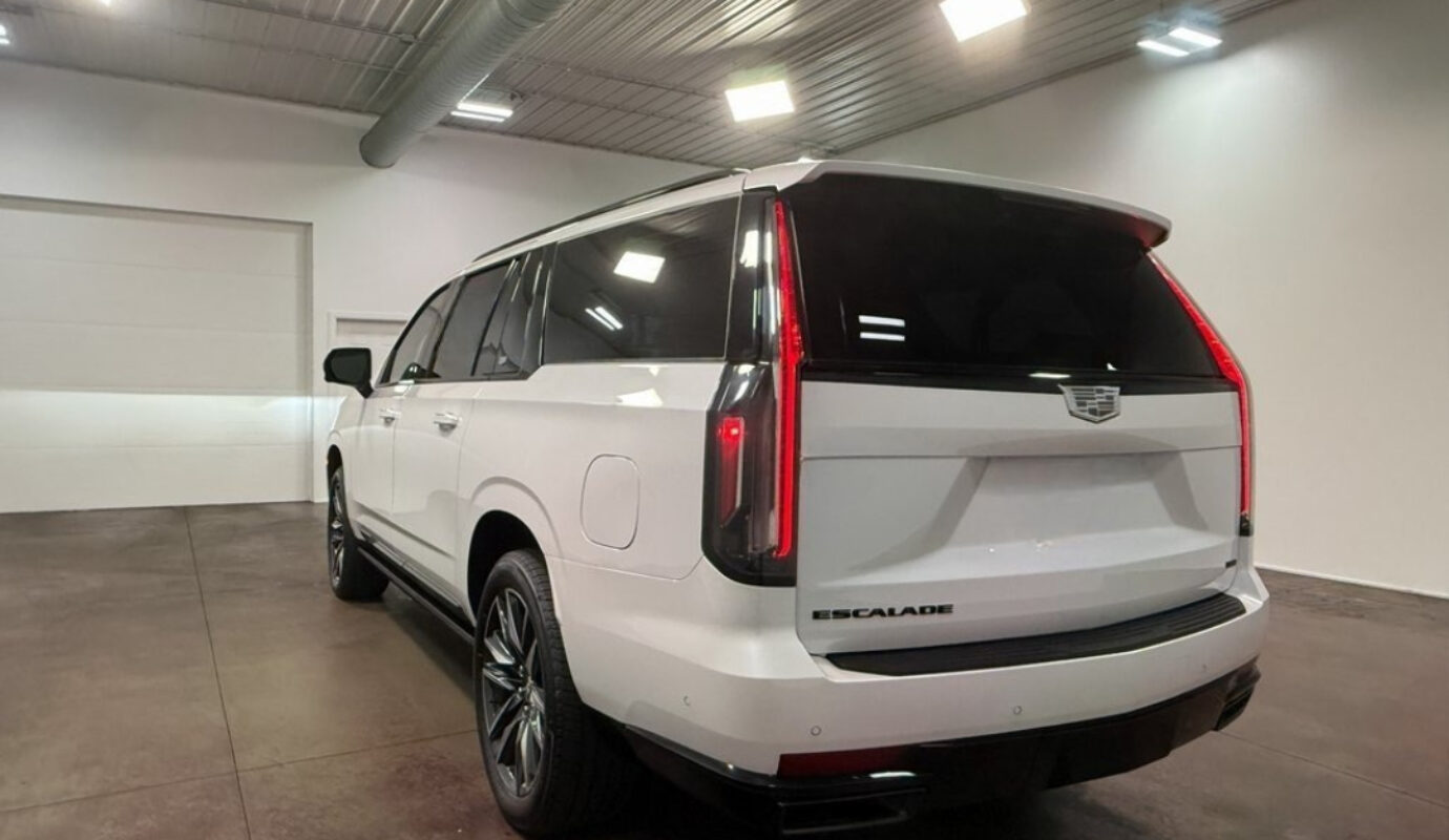 2021 Cadillac Escalade ESV Sport Platinum