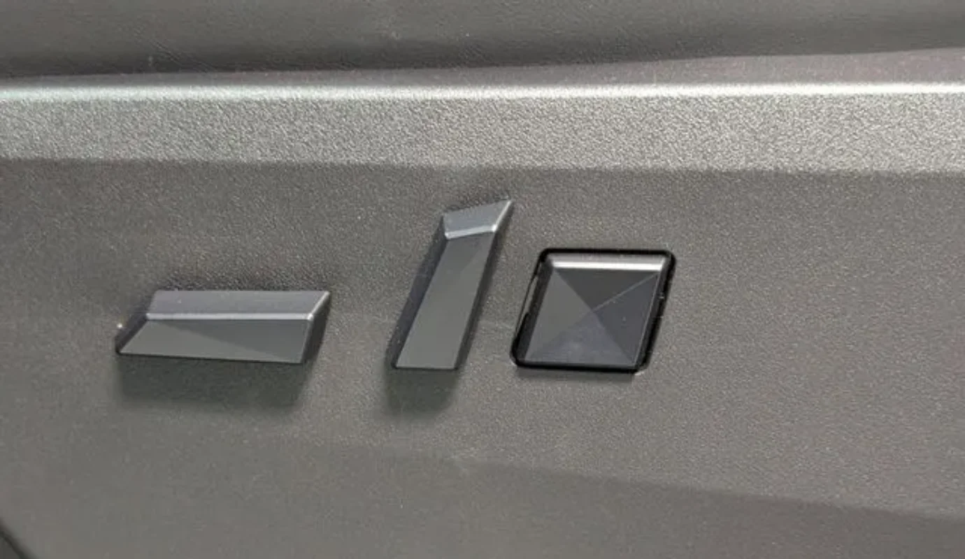 2024 Tesla Cybertruck Foundation