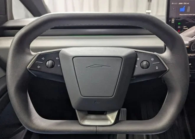 2024 Tesla Cybertruck Foundation