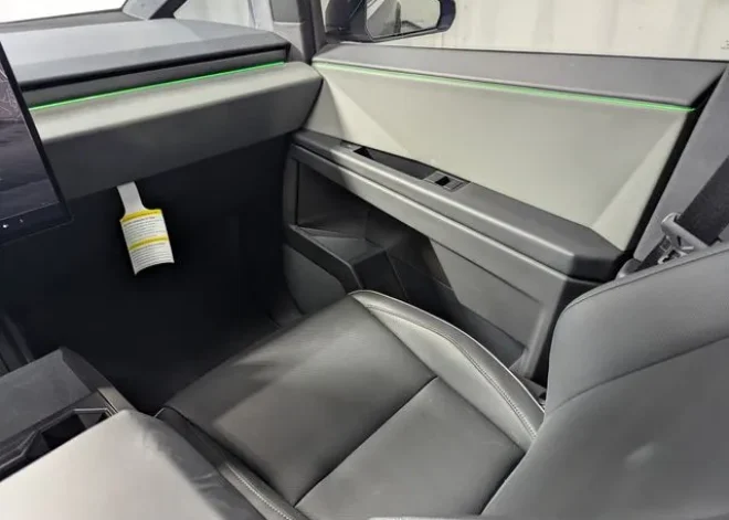 2024 Tesla Cybertruck Foundation