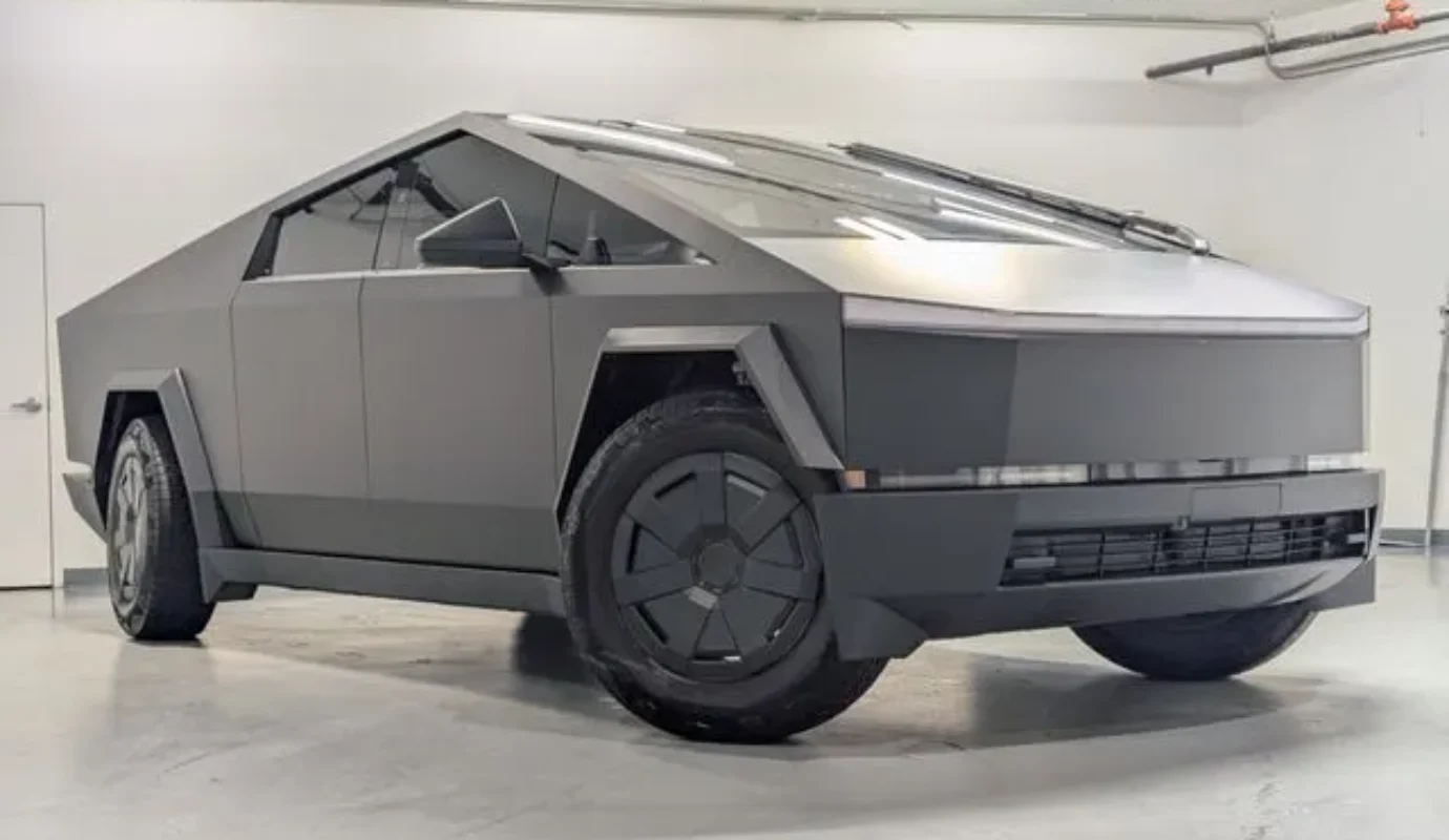 2024 Tesla Cybertruck Foundation