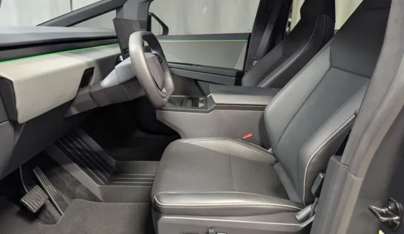 2024 Tesla Cybertruck Foundation